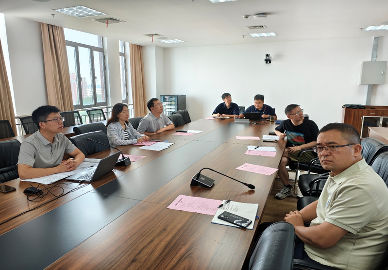 就业推进会现场