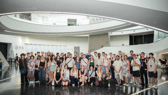 参观天文馆合影