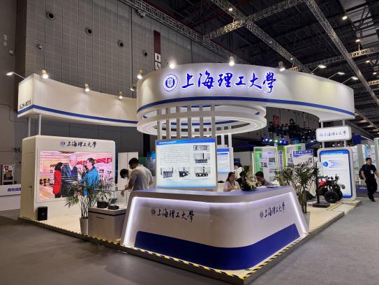 9001cc金沙以诚为本工博会展台